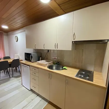 Apartment Nina Kosuta *